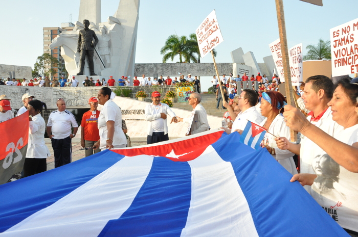 Gobierno cubano aprueba incremento salarial y medidas para impulsar la economía