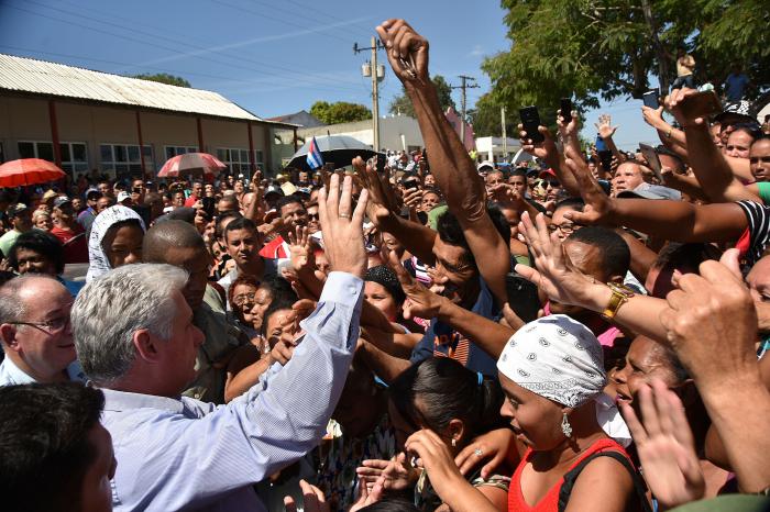Tomada: Periódico Sierra Maestra Presidente Díaz-Canel desarrolla visita de trabajo en Santiago de Cuba