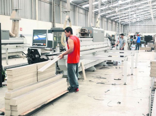 Experiencia mexicana de costos en evento de mujeres economistas