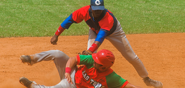 Camagüey pierde terreno en el béisbol sub 23 