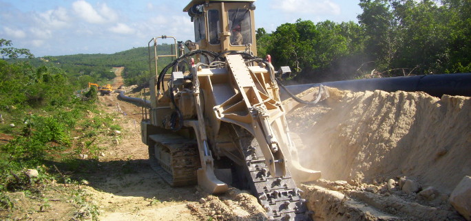 Intensifican construcción de conductoras de agua en Camagüey