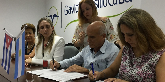  Universidad de Camaguey firma convenios con instituciones de cuatro países