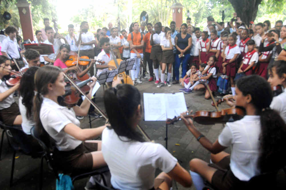 Conservatorio José White “Dando la Nota” 