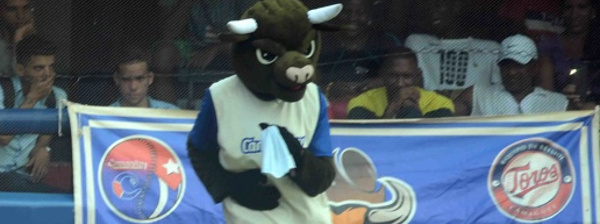 oros de Camagüey frente a Elefantes