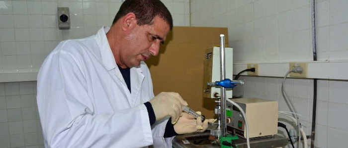 Evalúan en Camagüey potencialidades del fructoologosacárido (FOS 55%)