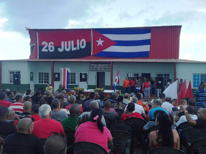 La Unidad Empresarial de Base Cromo, donde se celebró el acto, es un bastión de la empresa geominera en la exportación. Fotos: Eric Pacheco Fandiño/ Radio Cadena Agramonte Geólogos-mineros por incrementar exportaciones y sustituir importaciones