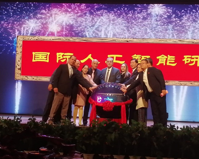 José Ramón Saborido receives the category of guest professor in Chinese university