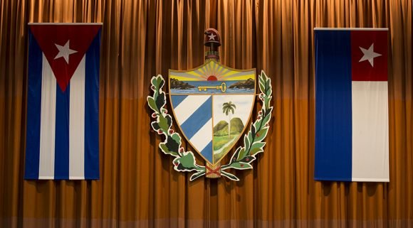 Diputados cubanos recibirán preparación sobre temas legislativos
