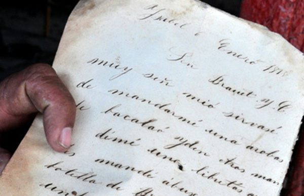 Foto: Archivo Documentos de Antonio Maceo al registro nacional de la UNESCO