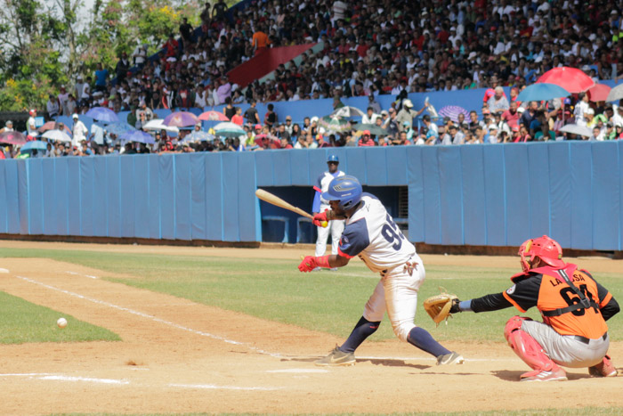Fotos: Alejandro Rodríguez Leiva/Adelante Toros mandan en Cuba tras barrer a Villa Clara