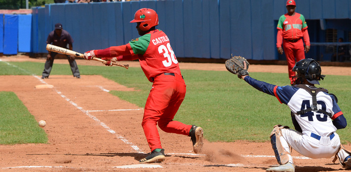Toros se ensucian y pierden la subserie ante Leñadores