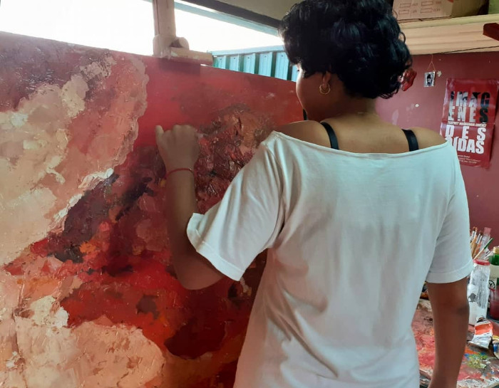 Enseñanza artística da lecciones por redes sociales