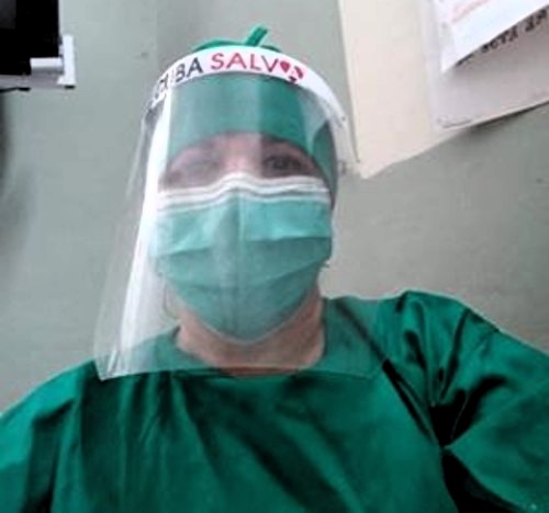 Yamina es una de esos especialistas que enfrentan al Covid-19 con las máscaras creadas en DiseñarArte