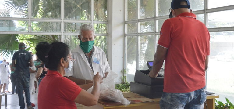 Tiendas Caribe trabaja en tiempos de coronavirus