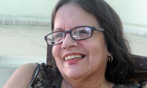 Elena Obregón: “toda sed y toda fuente”