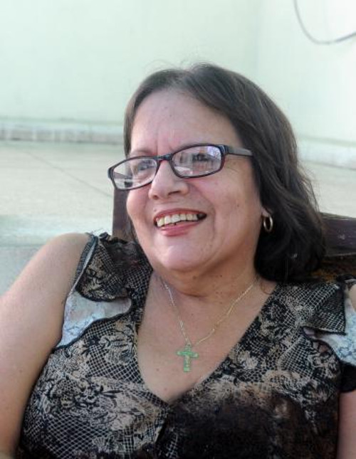 Elena Obregón: “toda sed y toda fuente”