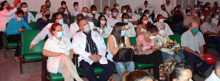 Reconocen a Oncológico camagüeyano en Día de la Medicina Latinoamericana