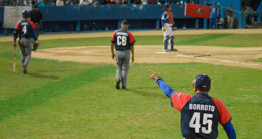Borroto y sus Toros a 24 horas de la final