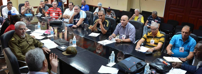 Chequea Ramiro Valdés programa inversionista en Camagüey