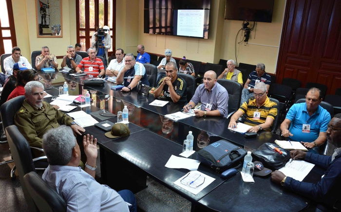 Chequea Ramiro Valdés programa inversionista en Camagüey