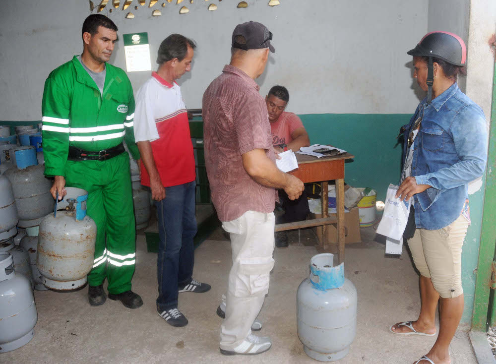   Cubapetróleo informa sobre ampliación de los ciclos de venta de gas licuado