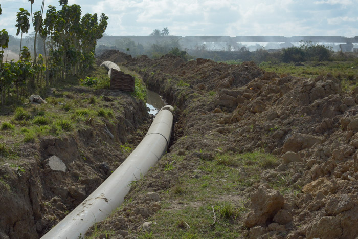  No se detiene la colocación de la nueva conductora Pontezuela-Potabilizadora de Camagüey, de 800 milímetros de diámetro, desde la ciudad hacia el embalse y viceversa.