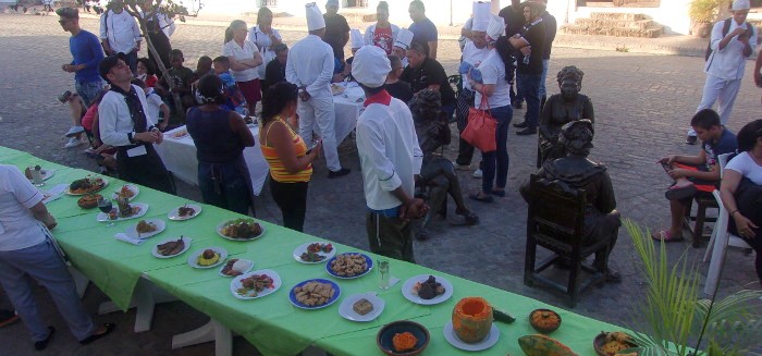 Una tarde de comida típica en El Carmen (+Fotos)