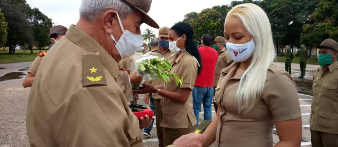 Ascienden a militares camagüeyanos en saludo al Día de la Rebeldía Nacional