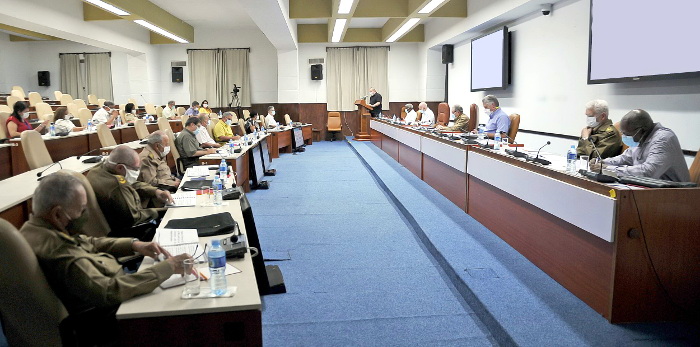 Foto: Tomada de presidencia.gob.cu Sesionó el Buró Político con la presencia de Raúl