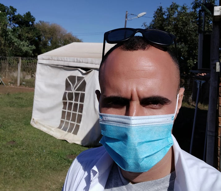 Ricardo: entre los primeros electromédicos cubanos en Sudáfrica