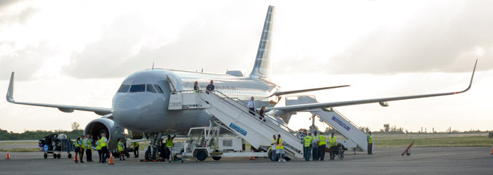 Cuba despide último vuelo chárter desde Miami
