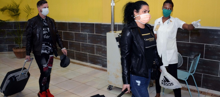 Vigilancia epidemiológica permanente en aeropuerto de Camagüey