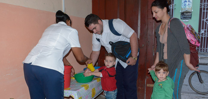 A pesar del cierre, Educación no para