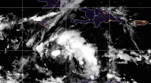 Tormenta tropical Eta con poco cambio