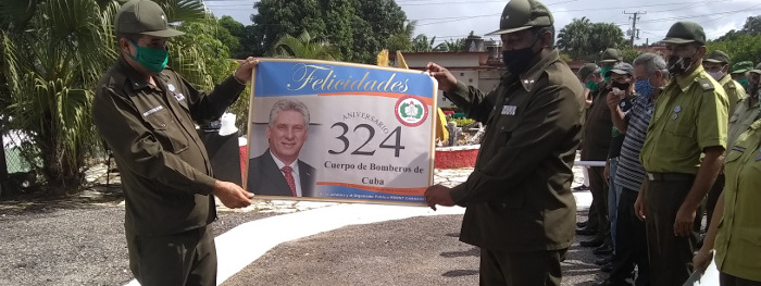 Cuerpo de Bomberos celebra su aniversario