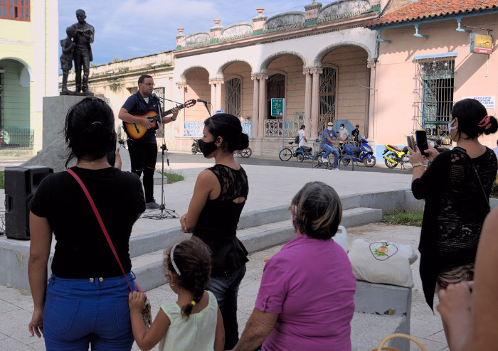 Brigada José Martí, ejército del arte