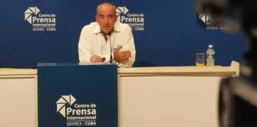 Consulados y oficinas cubanos en el exterior sostienen su actividad (+Tuit) 