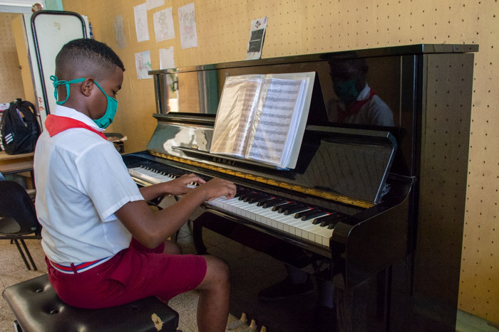 Fotos: Alejandro Rodríguez Leiva/ Adelante Día feliz para enseñanza artística en Camagüey (+ Podcast y fotos)