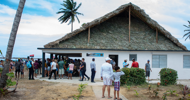 Abre El Litoral en la playa Santa Lucía