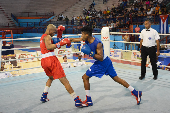 Foto: Leandro Pérez Pérez/ Adelante / Archivo Brown gana en el Mundial de Boxeo sin tirar golpes