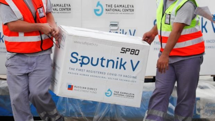 Foto: tomada de abc.es Comprueban tolerancia a Sputnik V en diferentes edades en Rusia