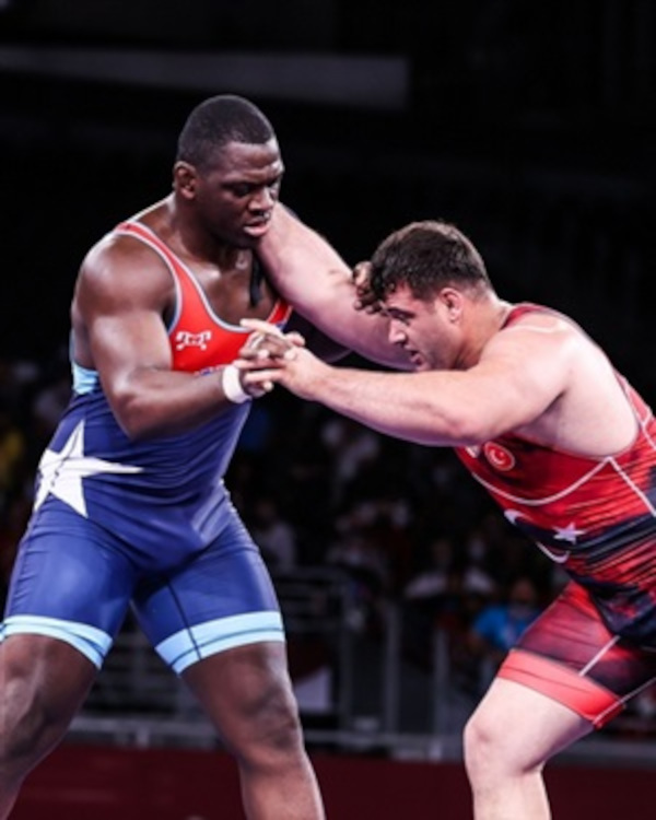 Lucha y Boxeo dan cuatro posibilidades de oro