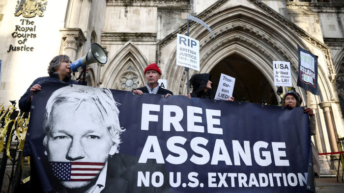 Foto: Tomada de elconfidencial.com Aprueba justicia británica apelación de EEUU para extraditar a Assange