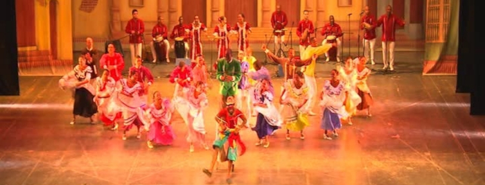 Camagua baila y canta en el cine
