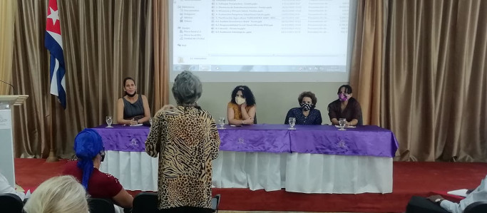 Sesiona en Camagüey evento nacional de mujeres economistas