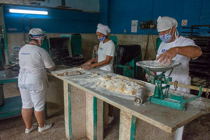 Preparación de la masa para los pasteles