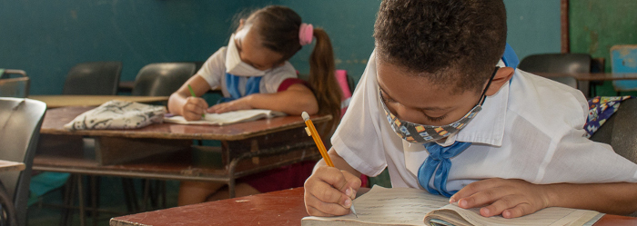 Aulas abiertas en tiempos de cierre