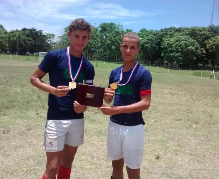 Fotos: Cortesía del programa FútbolXDentro Hermanos González Buchana a prueba con el Udinese