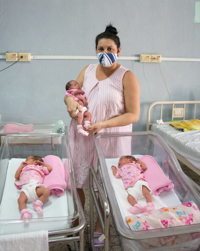 Fotos: Alejandro Rodríguez Leiva/ Adelante Cumplen un mes las nuevas trillizas camagüeyanas