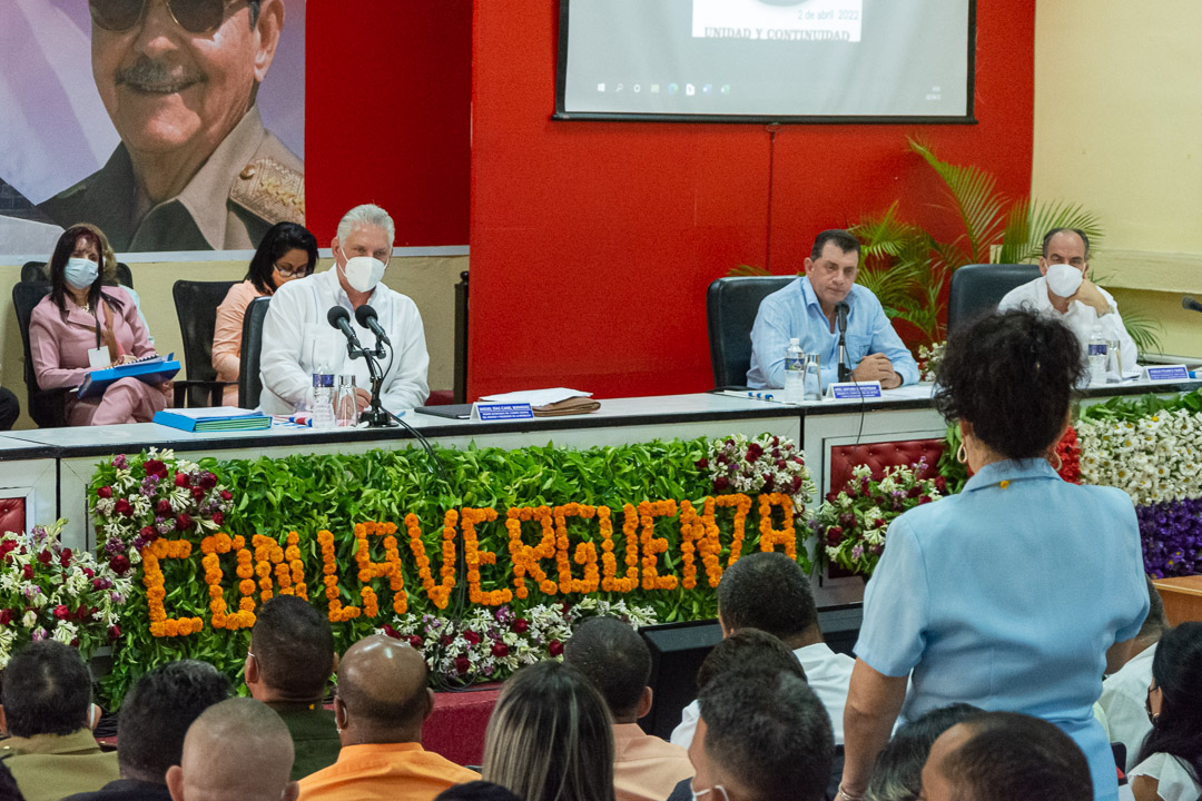 Adys Iraola, secretaria del Comité del Partido en la Universidad de Camagüey, ponderó el rol de la ciencia también en la labor político-ideológica.